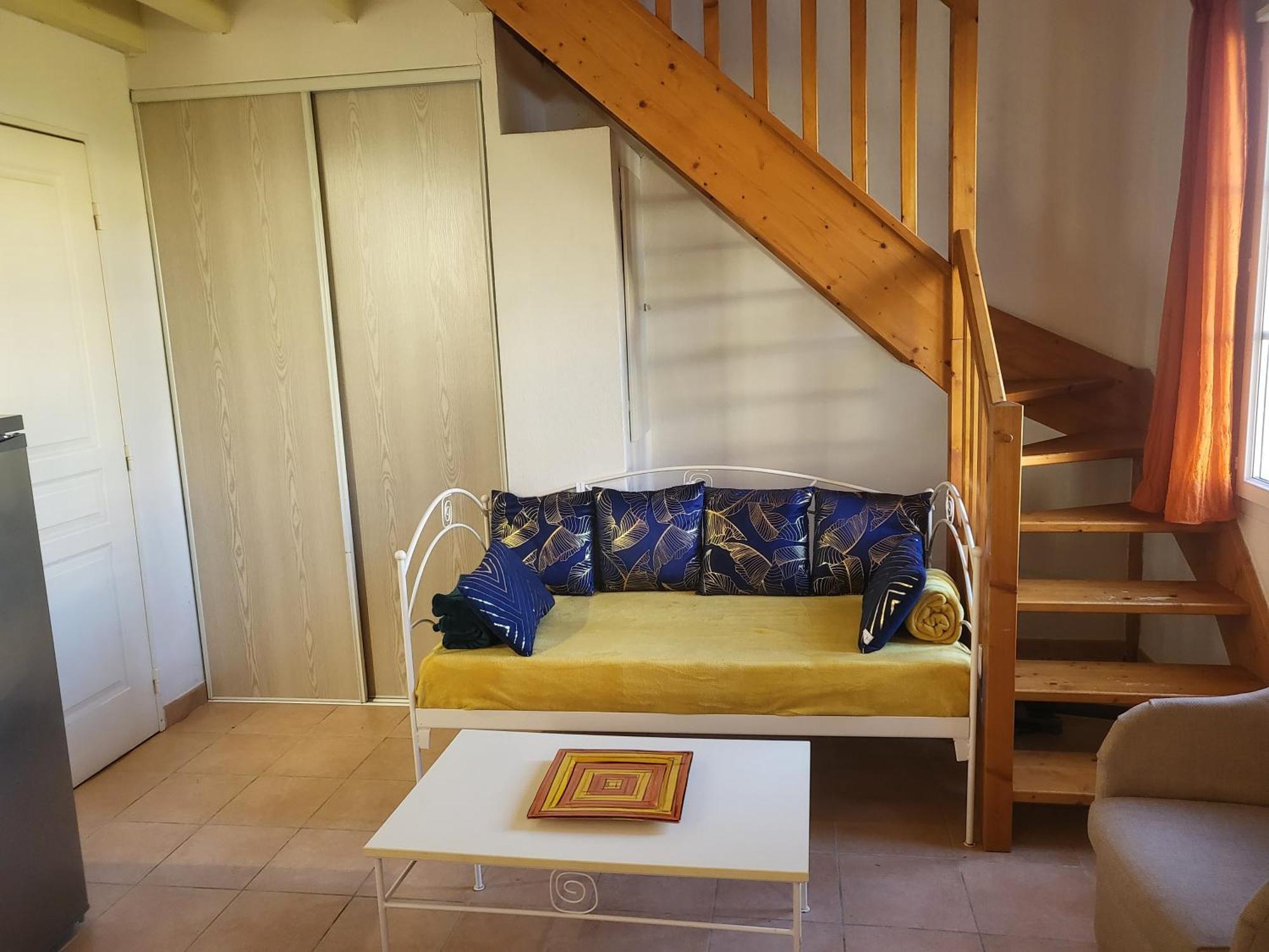 Maison Vacances Climatisee A 20 Minutes De La Mer Галларг-ле-Монтюё Экстерьер фото